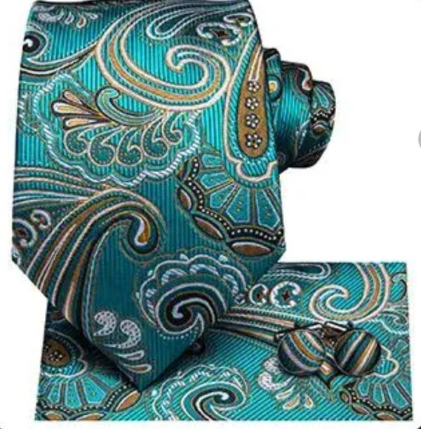 Green Paisley Tie Set